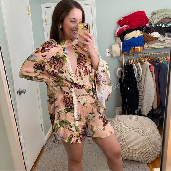 NICHOLAS Peach Pink Floral Print Silk Flare Sleeve Romper Long Sleeve 6 Small - Picture 9 of 16